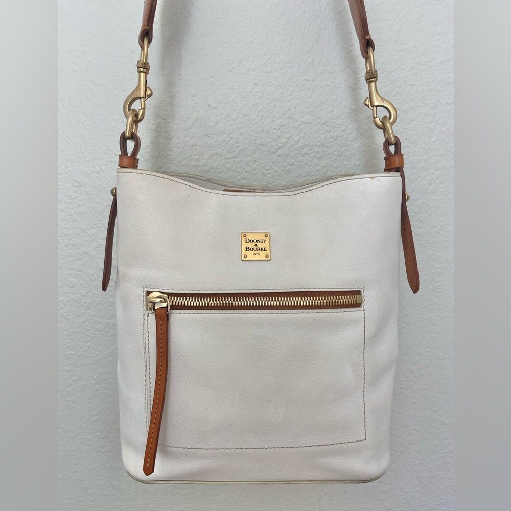 Dooney & Bourke White Leather Raleigh Roxy Bag Webbed Shoulder Crossbody